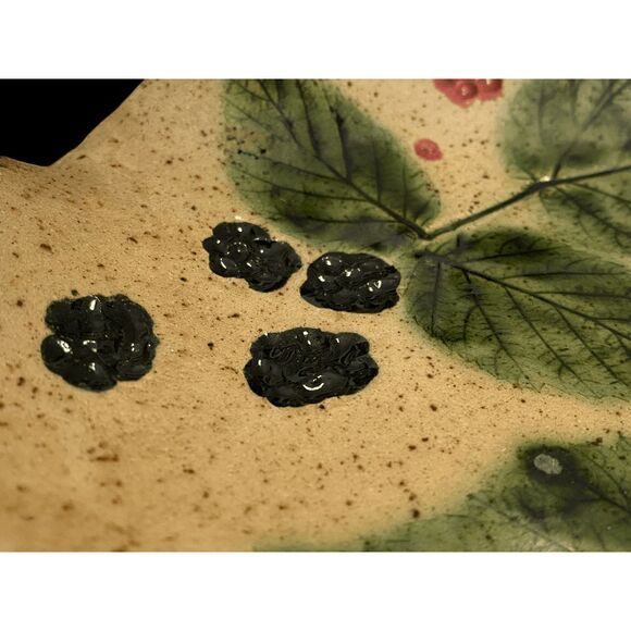 Vintage Handmade Studio Pottery Blackberry Dish Scalloped Signed - Picture 3 of 5